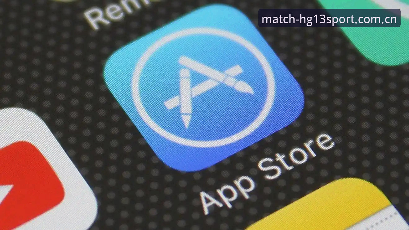 很多人一听到“APP下载”四个字，第一反应就是去应用商店里搜。但做体育数据这行当久了，你该明白一个道理：越是垂直细分的专业工具，越不会摆在明面的货架上。HG13中国官网与APP同步上线这件事，圈内人已经讨论了一阵子，但你要是还抱着“商店里搜一下”的惯性思维，恐怕连门都摸不着。今天这篇不绕弯子，直接告诉你该怎么拿到最新hg13 APP下载入口，以及拿到之后怎么用才不算白装。